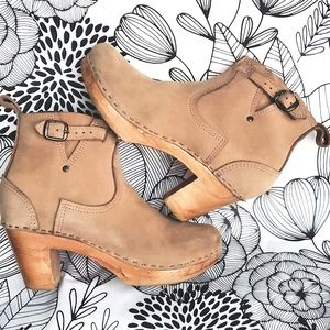 No.6 iconic clog ankle boots size US 8 / euro 39 in tan nubuk